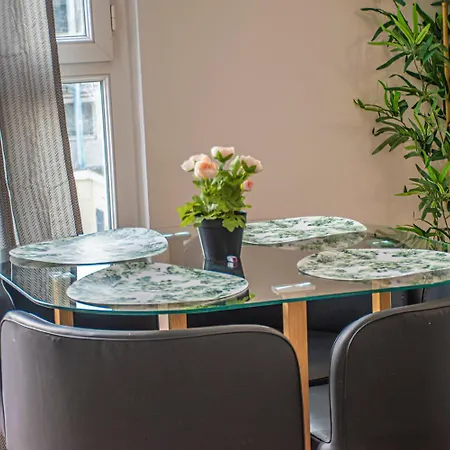 In Paris Near Stadium By Servall Apartamento Villeneuve-la-Garenne
